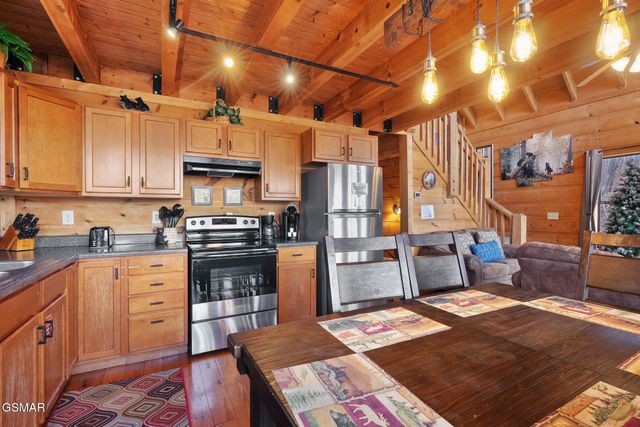 1322 Ridgefield Drive, Sevierville, TN 37876