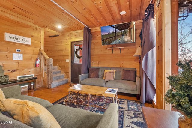 1322 Ridgefield Drive, Sevierville, TN 37876