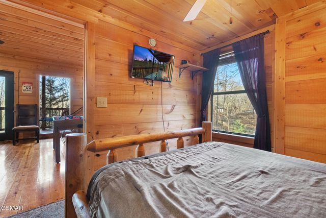 1322 Ridgefield Drive, Sevierville, TN 37876