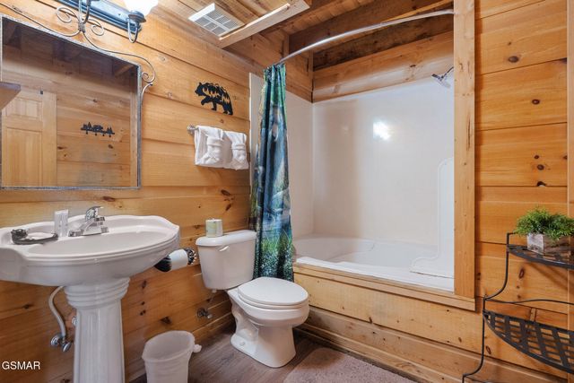 1322 Ridgefield Drive, Sevierville, TN 37876