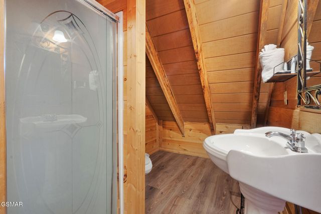 1322 Ridgefield Drive, Sevierville, TN 37876