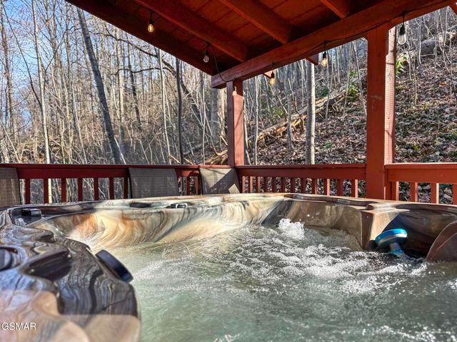 1322 Ridgefield Drive, Sevierville, TN 37876