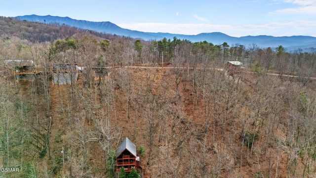 1322 Ridgefield Drive, Sevierville, TN 37876