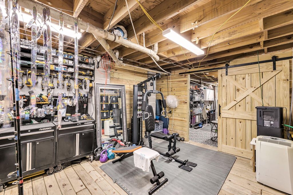 Image 36 of property listing at 9 1/2 Halsey Street, Charleston, SC 29401