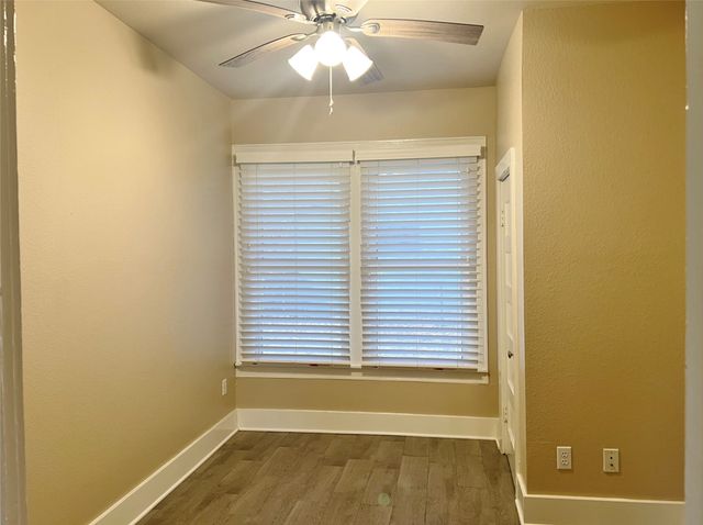 201 Kirksey Street, Waxahachie, TX 75165