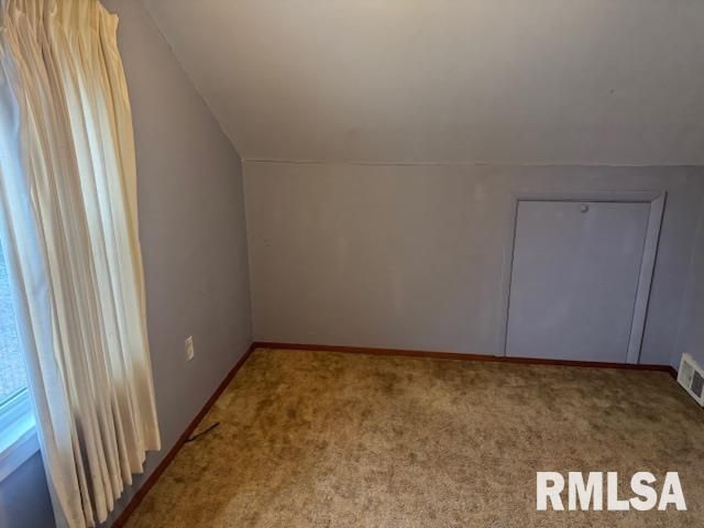 1212 S 22ND Street, Quincy, IL 62301