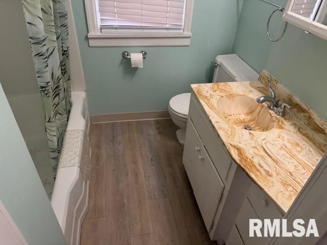 1212 S 22ND Street, Quincy, IL 62301