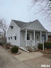 1212 S 22ND Street, Quincy, IL 62301