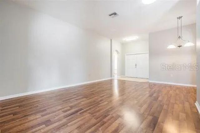 7637 MERCHANTVILLE CIRCLE, Zephyrhills, FL 33540