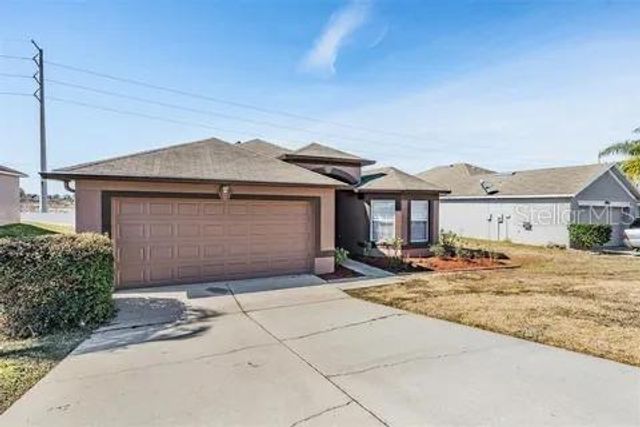 7637 MERCHANTVILLE CIRCLE, Zephyrhills, FL 33540