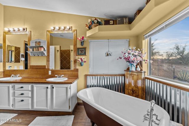 1260 S 325th Avenue, Wickenburg, AZ 85390