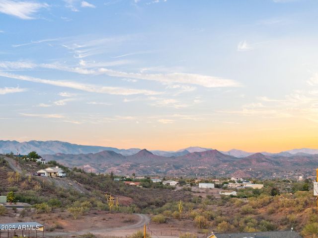 1260 S 325th Avenue, Wickenburg, AZ 85390