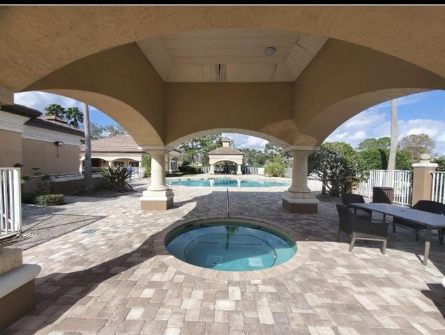 13917 FAIRWAY ISLAND DRIVE 922, Orlando, FL 32837