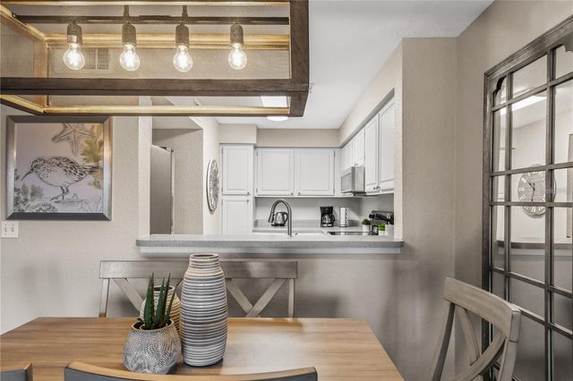 13917 FAIRWAY ISLAND DRIVE 922, Orlando, FL 32837