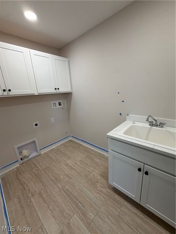 7911 Brushwood Lane, Concord Twp, OH 44077