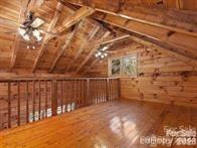 967 Spruce Flats Road, Maggie Valley, NC 28751
