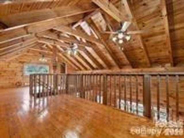 967 Spruce Flats Road, Maggie Valley, NC 28751