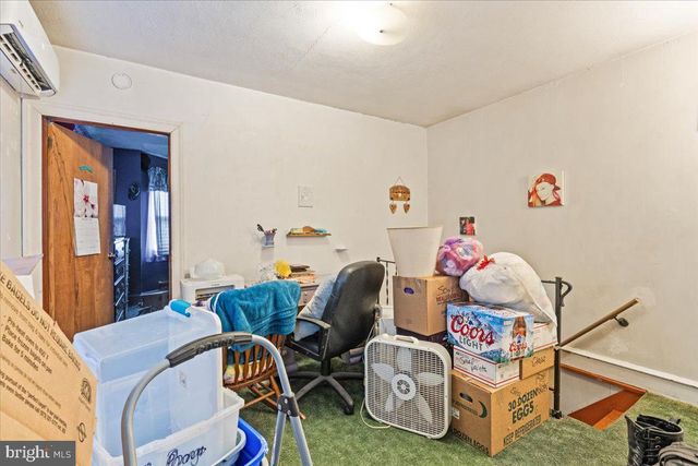 207 W POPLAR ST, Shenandoah, PA 17976