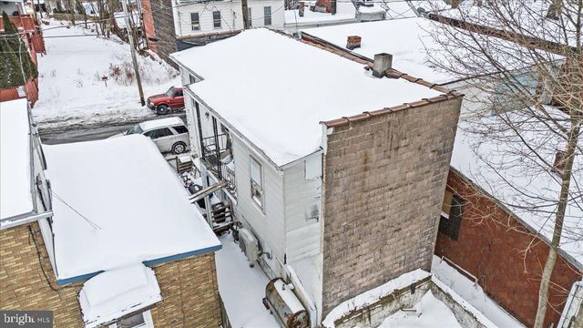 207 W POPLAR ST, Shenandoah, PA 17976