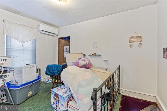 207 W POPLAR ST, Shenandoah, PA 17976