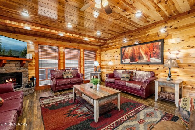 3312 Lonesome Pine Way, Sevierville, TN 37862