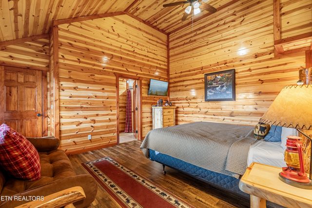 3312 Lonesome Pine Way, Sevierville, TN 37862