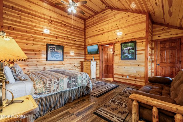 3312 Lonesome Pine Way, Sevierville, TN 37862