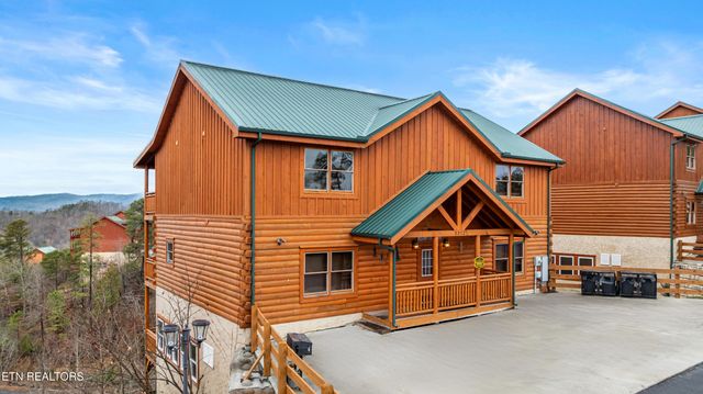 3312 Lonesome Pine Way, Sevierville, TN 37862
