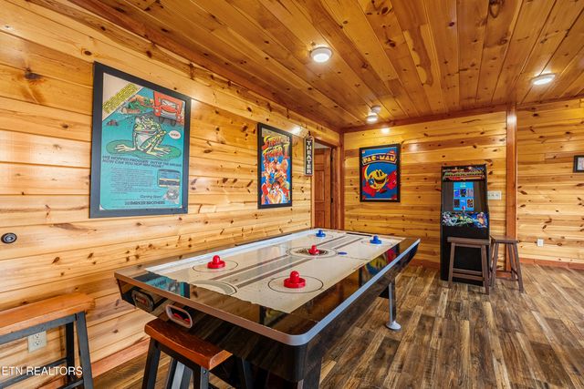 3312 Lonesome Pine Way, Sevierville, TN 37862