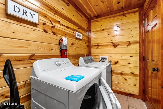 3312 Lonesome Pine Way, Sevierville, TN 37862