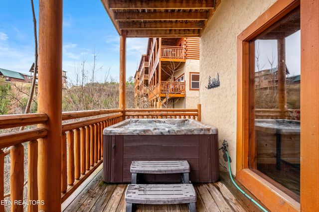 3312 Lonesome Pine Way, Sevierville, TN 37862