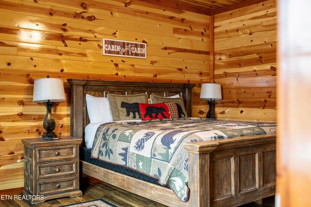 3312 Lonesome Pine Way, Sevierville, TN 37862