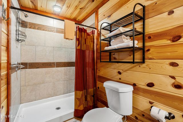 3312 Lonesome Pine Way, Sevierville, TN 37862