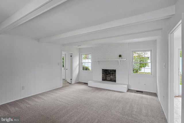 4136 MEADOW HILL LN, Fairfax, VA 22033