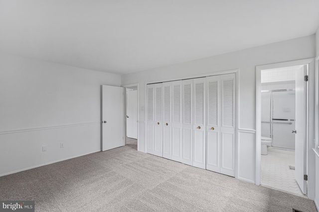 4136 MEADOW HILL LN, Fairfax, VA 22033