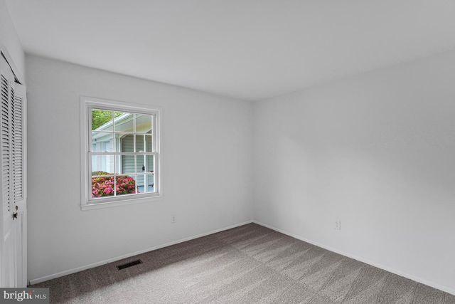 4136 MEADOW HILL LN, Fairfax, VA 22033