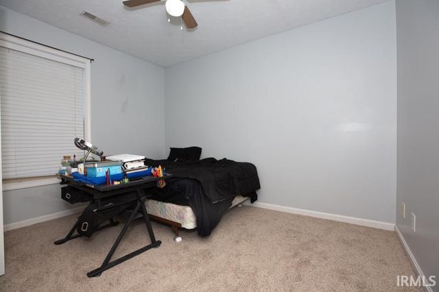 8875 Bahama Cove, Newburgh, IN 47630