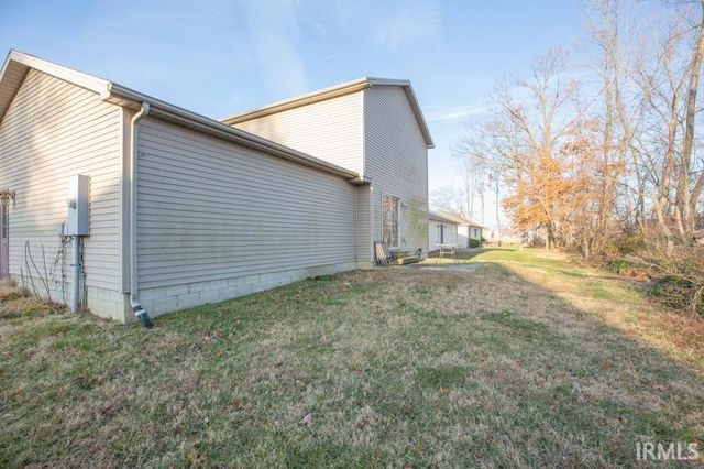8875 Bahama Cove, Newburgh, IN 47630