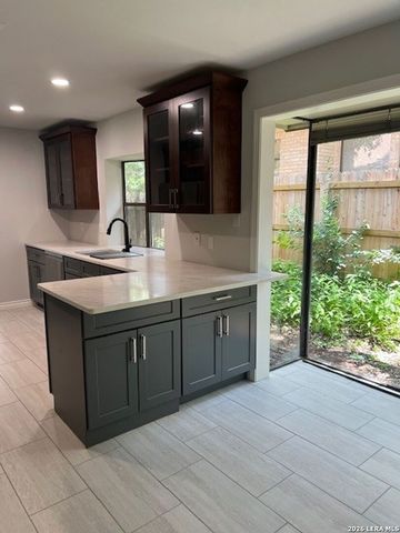 11314 WHISPER DAWN ST, San Antonio, TX 78230