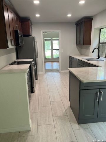11314 WHISPER DAWN ST, San Antonio, TX 78230