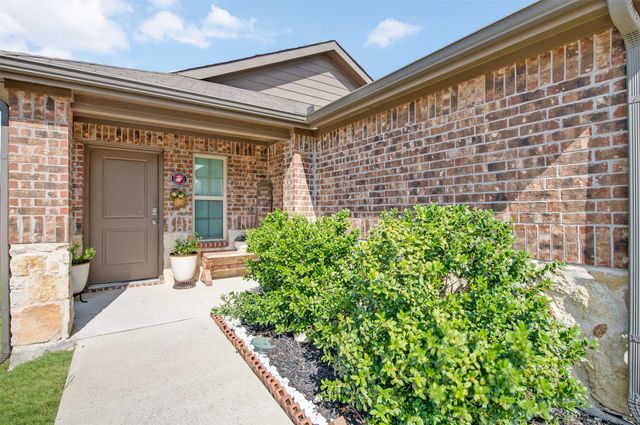 2706 Blackbuck Court, Crandall, TX 75114