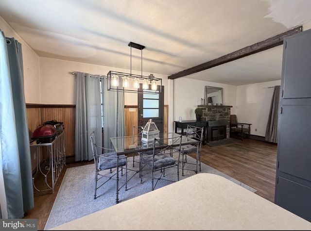 18 GALICIA DR, Phoenixville, PA 19460