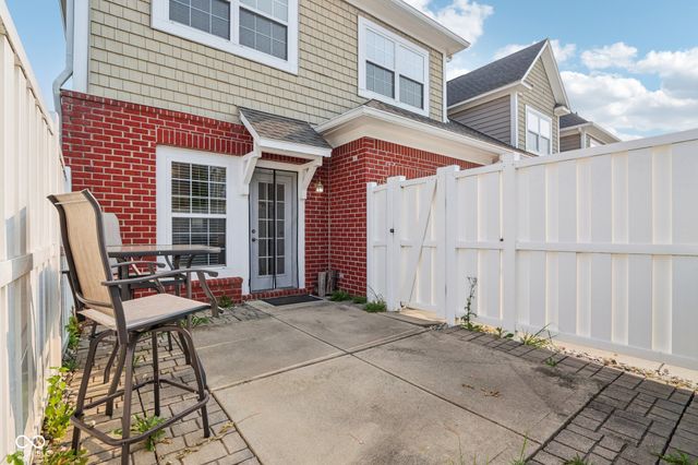 1229 Middlebury Drive, Westfield, IN 46074