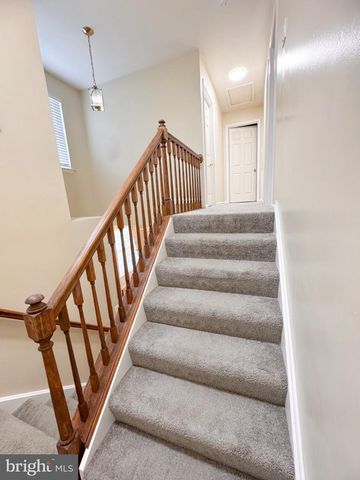 10 STIRRUP DR, Elkton, MD 21921