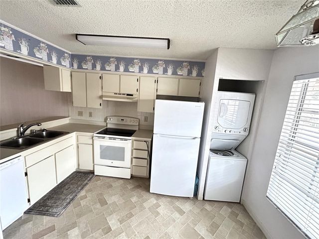 4826 MYRTLE OAK DRIVE 23, New Port Richey, FL 34653