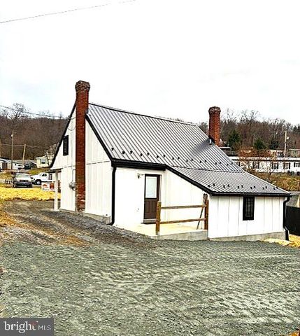 8604 BAKNER RD, Waynesboro, PA 17268