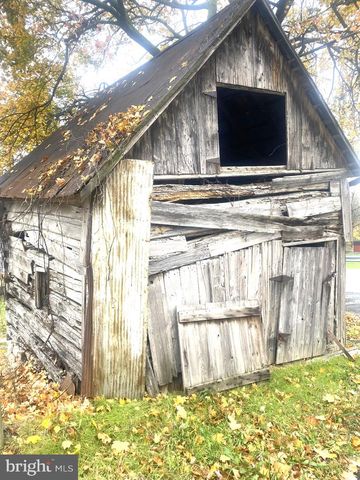 8604 BAKNER RD, Waynesboro, PA 17268