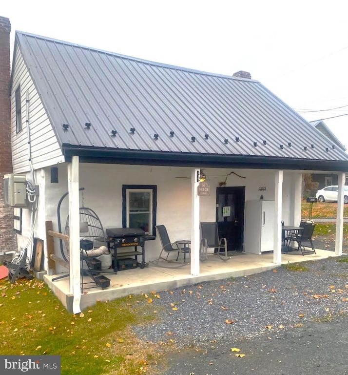 8604 BAKNER RD, Waynesboro, PA 17268