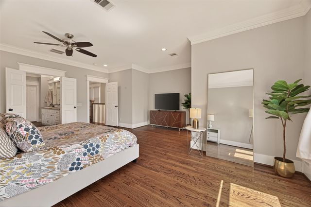 203 W 24th Street, Houston, TX 77008