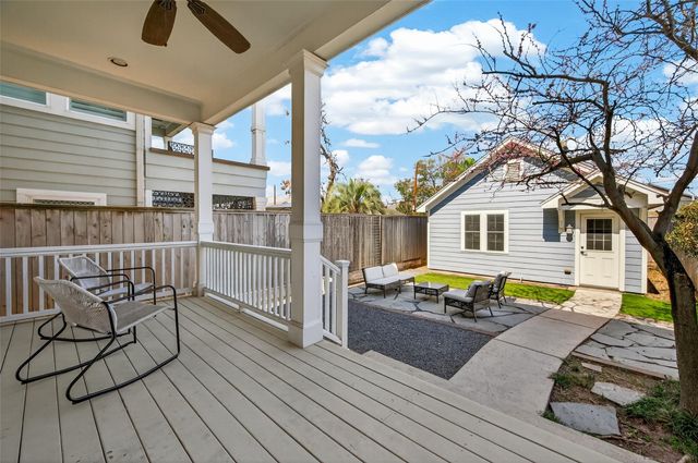 203 W 24th Street, Houston, TX 77008